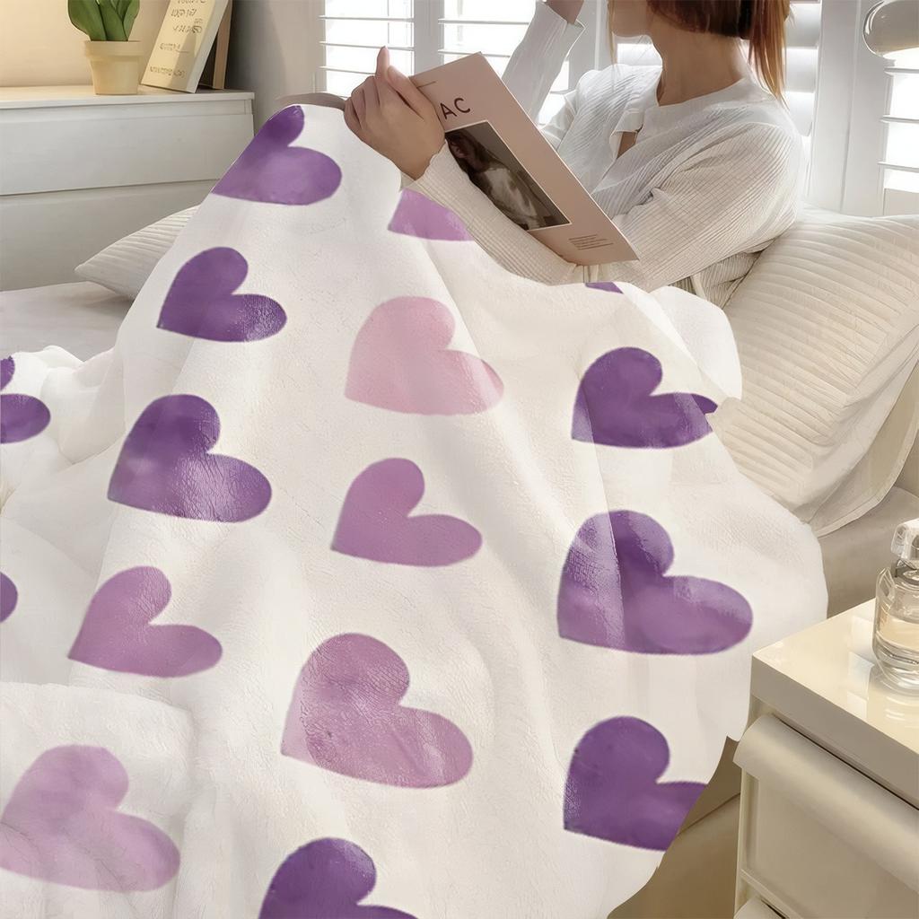 Purple Heart Pattern Throw Blanket, Soft Cozy Flannel Blanket, Romantic Home Decor Gift for Couch Bed