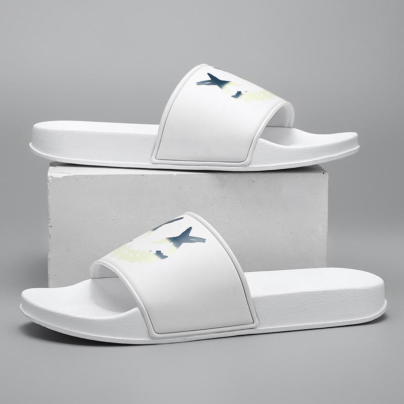 Large Size Slippers Men's Slippers Lightweight Couple One-word Drag Beach Cool Slippers Slippers