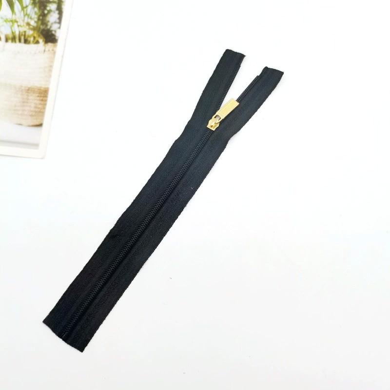 

1/5Pcs Spool Zips DIY Seam Fine Colourful Sewing Zips Bag Accessories Sewing Craft Not Separable Nylon Zippers 20x2.5cm 1pc