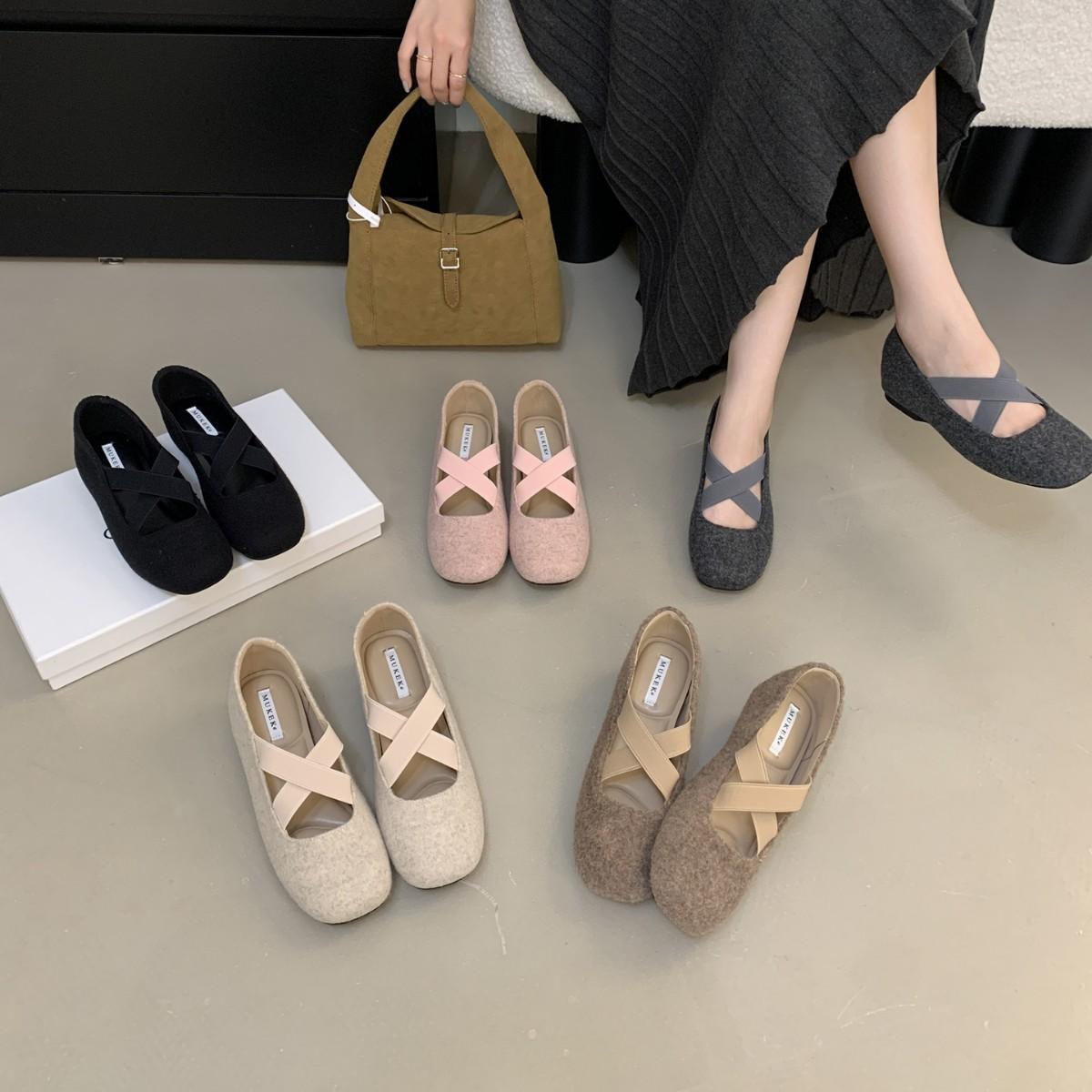 

2025 autumn and winter new round head inner cross word with ballet Doudou commuter work shallow mouth women s single shoes 39 розовый