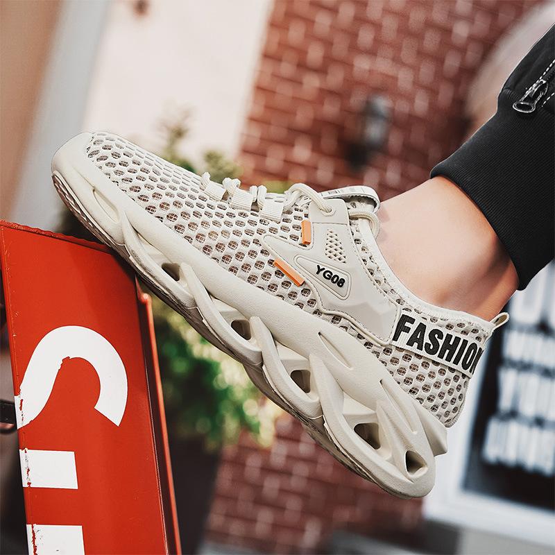 Men's Shoes Summer Breathable Mesh Sneakers Men's Lightweight Casual Deodorant Fly-woven Shoes Flat-soled Youth Running Shoes