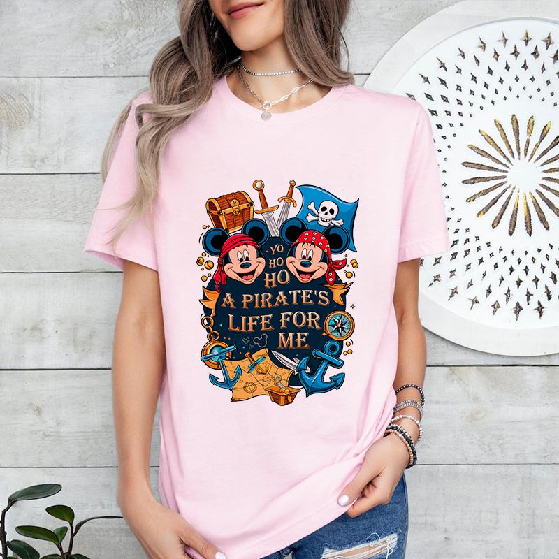 2025 Sommer Ein Piratenleben für mich Disney Abenteuer Bedrucktes Damen-T-Shirt Reine Freizeit Lässig 100% Reine Baumwolle Bedrucktes T-Shirt