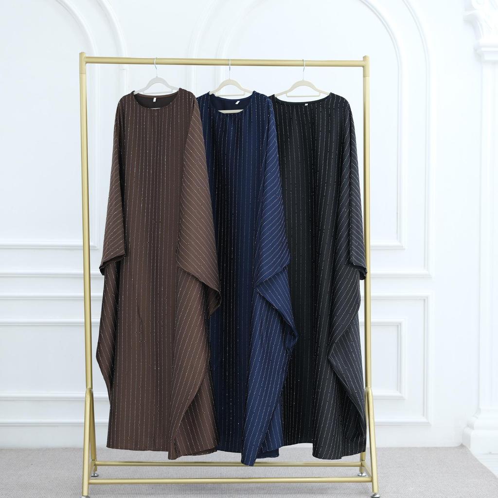 2025 Loriya Luxury Banquet Long Dress with Hot Drill Features, Model LR998.