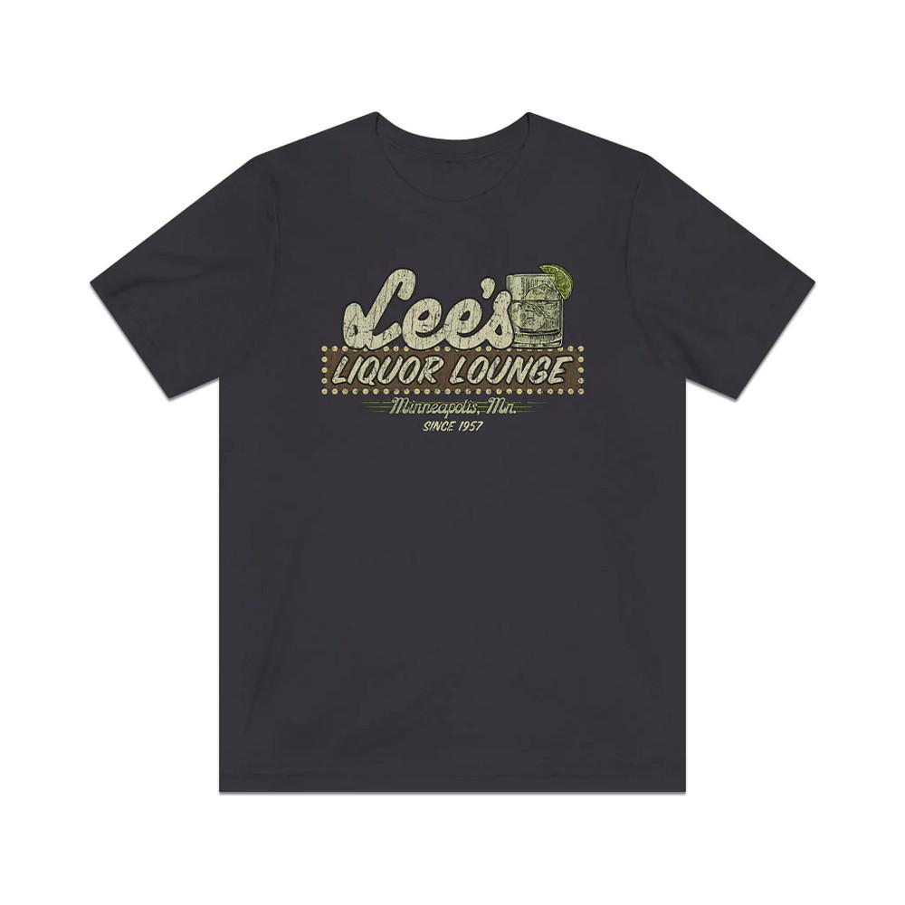 Lee s Liquor Lounge 1977 Vintage Men s T-Shirt Unisex T-Shirt L