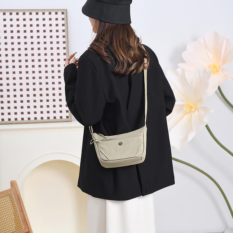 Lehká taška přes rameno Dámská nylonová taška přes rameno Velkokapacitní taška pro matku středního věku