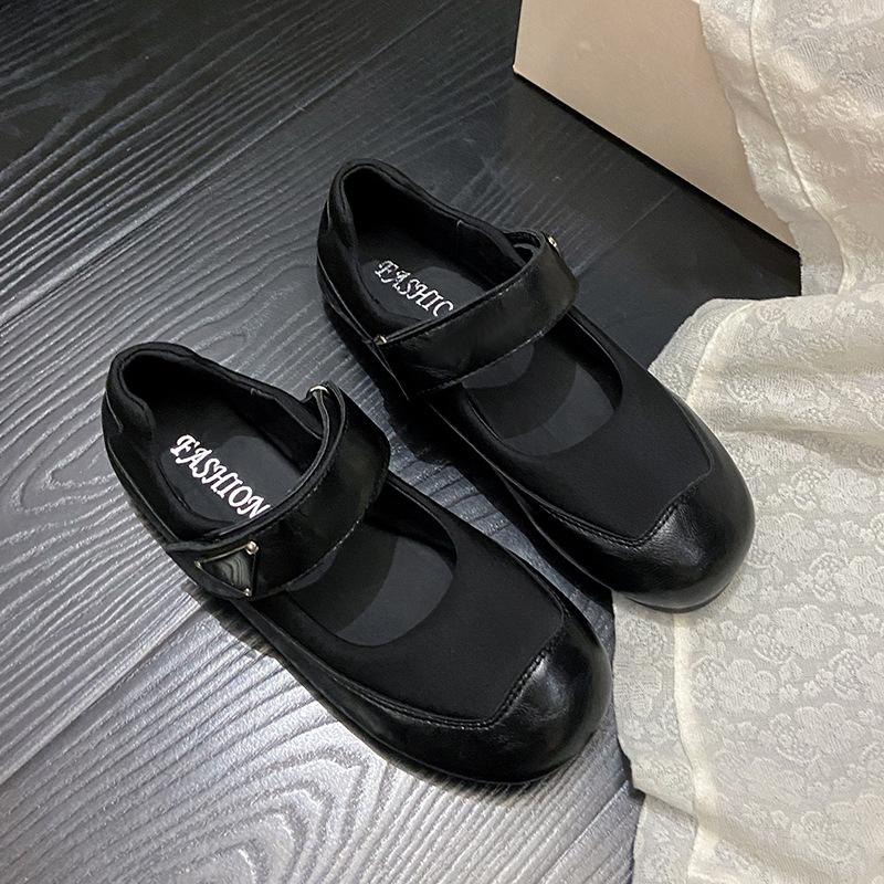 

2025 осень новая французская ретро мода пэчворк липучка удобные повседневные универсальные туфли-одиночки для пожилых 35 чёрный