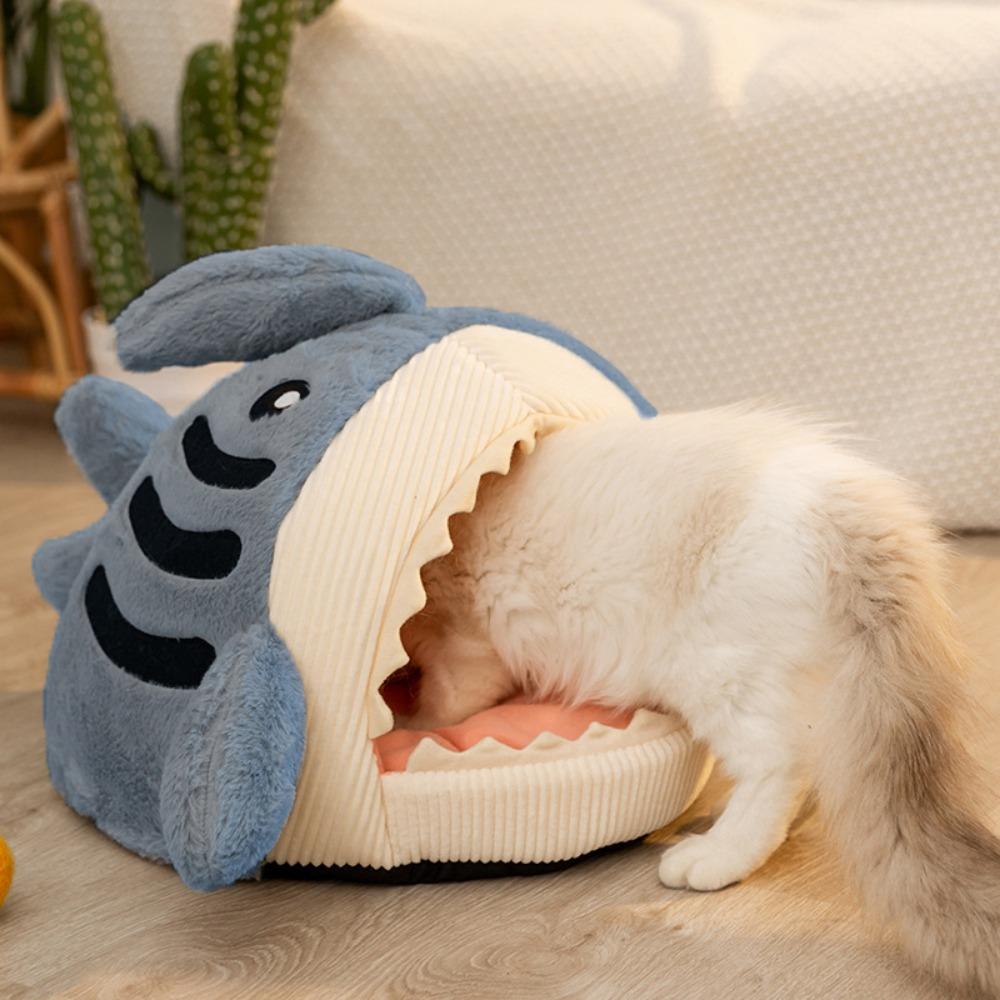Soft Winter Shark Shape Washable Comfortable Cartoon Cat Cushion Cat Cave Cat Bed Dog Kennel