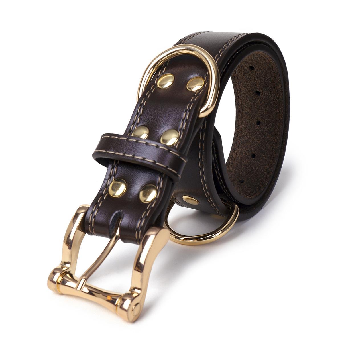 

The Pet Cowhide Collar Is Soft, Breathable, Exquisite, Durable, Fits The Neck Comfortably Without Constricting, and Is Suitable for Both Cats and Dogs 1.5*42CM