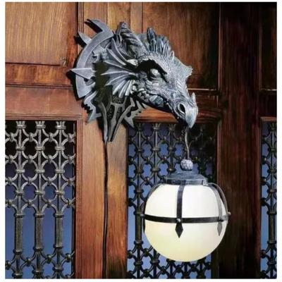 Americký dinosaurus drak velkoobchodní prodej domácí zahradní dekorace dvojitá pryskyřičná dinosauří hlava se světelným přívěskem dekorace