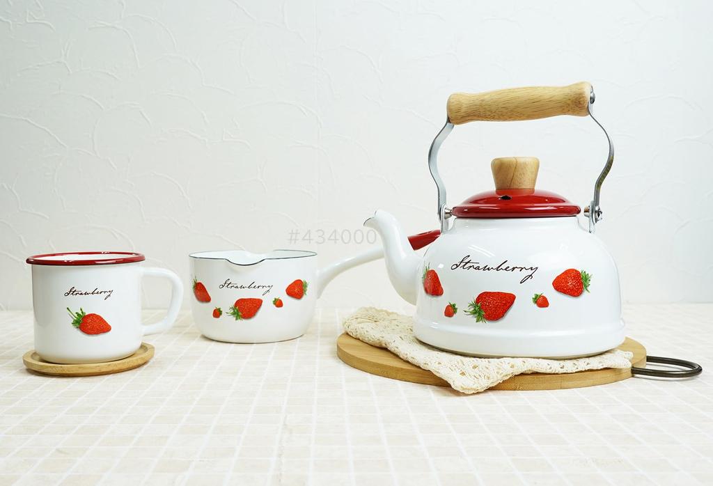 Fuji Hollow Strawberry Kettle, 0.4 fl oz (1.6 L) S