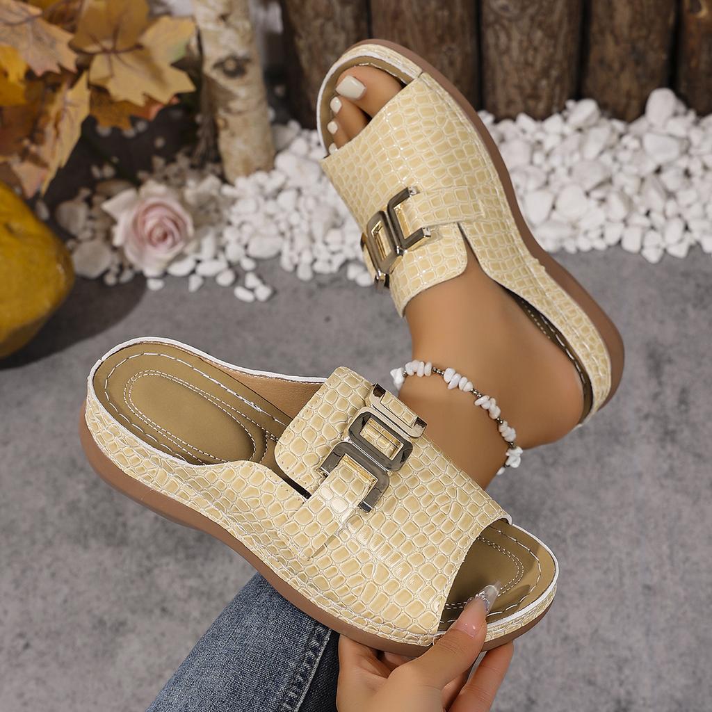 Mode Été 2025 Nouvelles Pantoufles pour Femmes Sandales Plates Décontractées Tendance 2025 Chaussures Slingback Femme Plateforme Compensée Sport Pantoufles Slides Femmes