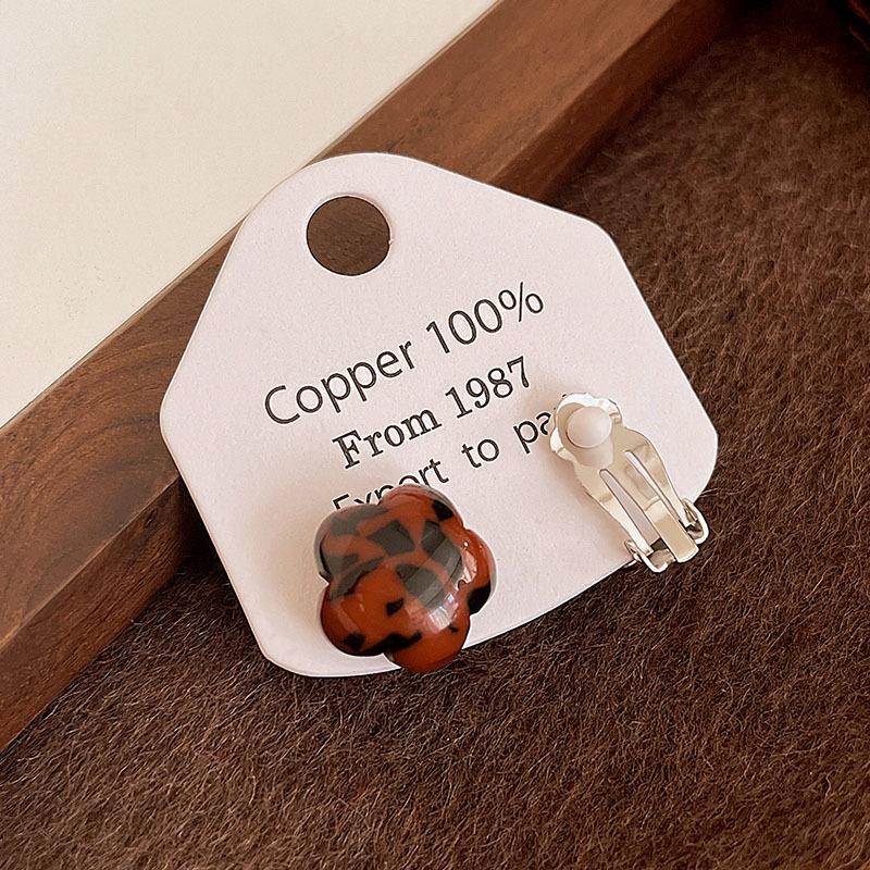 Elegant 2025 French Pearl Earrings for Women - Unique, High-End Design