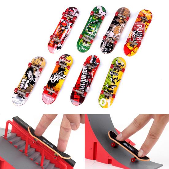 Kids Professional Mini Finger Board Skateboard Skate Park Training Prop Toys