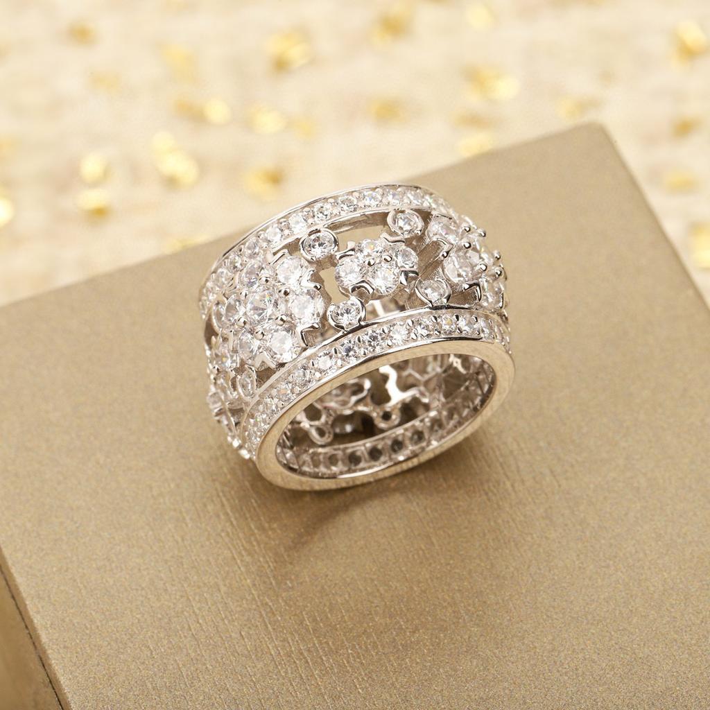 Ultimele Inele de Damă Vintage de Marcă Fierbinte Bijuterii de Lux Pentru Femei Diamant Complet Designer Modă Argint Pur 925 Inele de Petrecere pentru Doamne