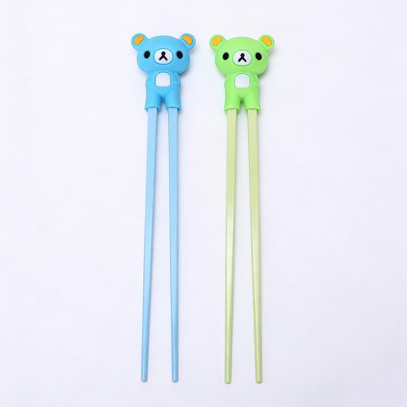 1pc Cute Bear Training Chopsticks for Kids Aids Sushi Sticks Children Chopsticks for Children Learner Helper Kids Favors KZ007