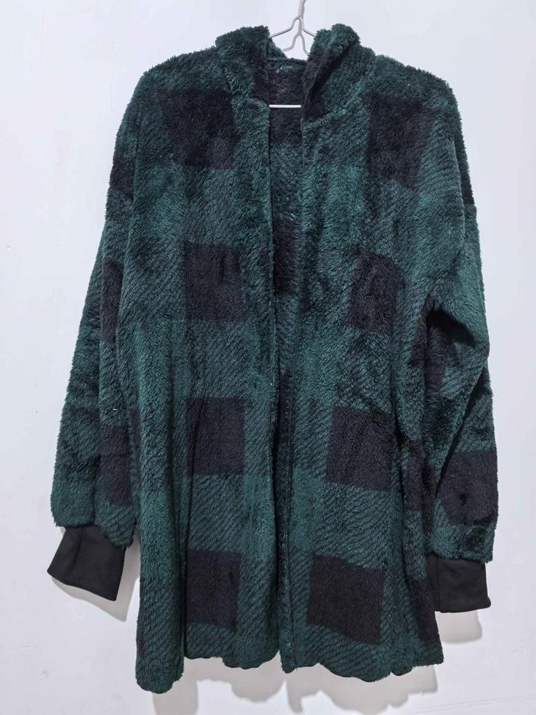 Women's Winter Warm Hooded Plaid Mid-Length Plush Cardigan Jacket