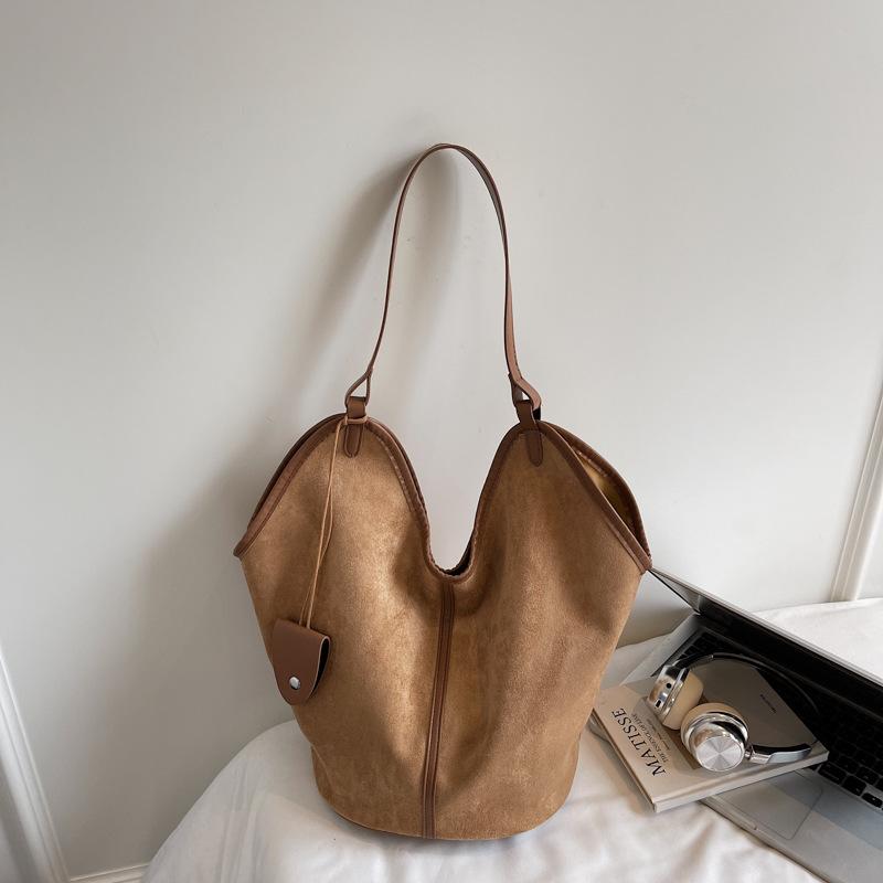 Retro Lazy Wind Underarm Bag Women's Autumn New Fashion Commuter Tote Bag Large Capacity Mother and Child Shoulder Bag