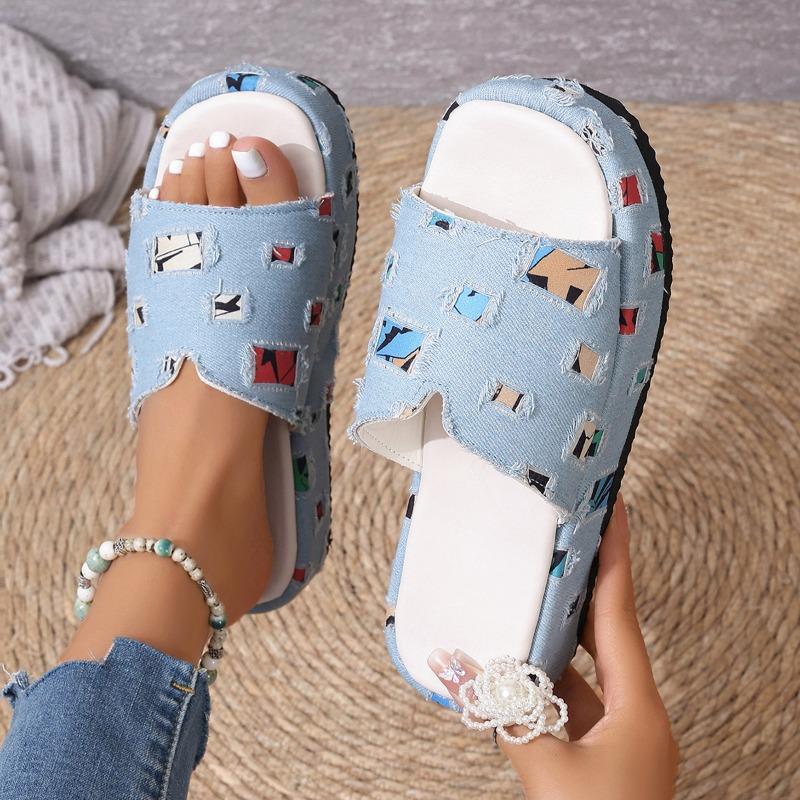 New one-word drag pattern versatile thick bottom heightening outer wear casual seaside vacation cool slippers women's tide
