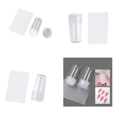 Nail art – Stencil e stampini per unghie