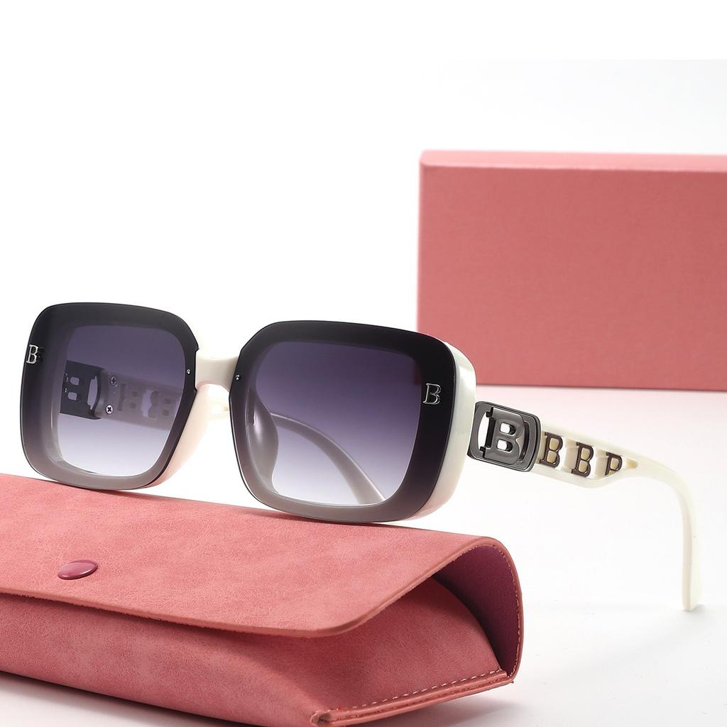 Nuovi Occhiali da Sole di Lusso da Donna Eleganti Designer Quadrati Occhiali da Sole Femminili Protezione UV400 Tonalità alla Moda