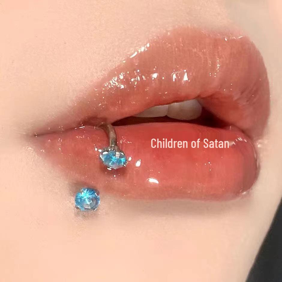 Zircon Diamond Horseshoe Lip Stud: No Man's Land Edition for Cartilage and Lip Piercings.