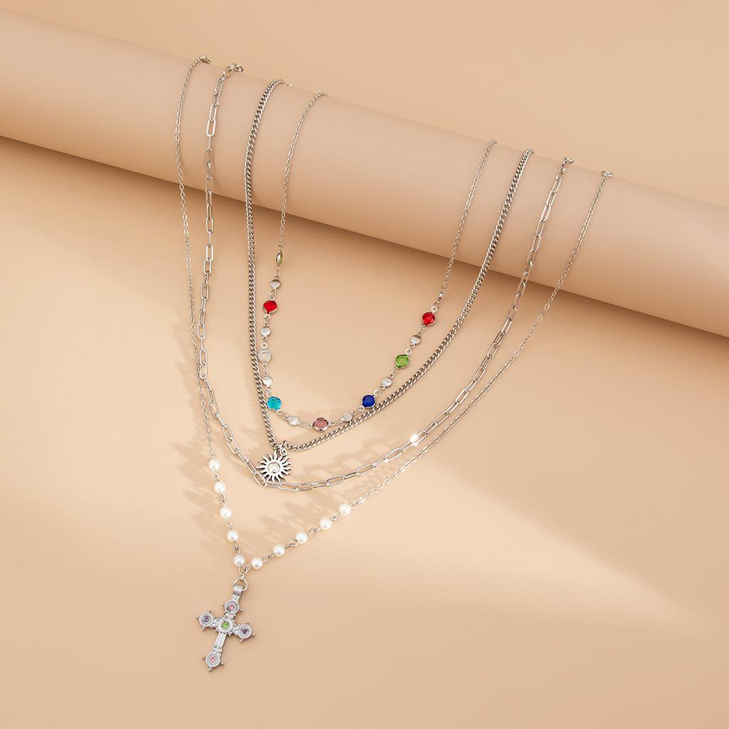 European and American Cross Necklace Men's High Sense Hip-hop Fashion Sun Pendant Crystal Collarbone Chain Jewelry