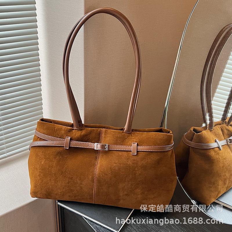 Large capacity casual temperament commuter tote bag 2025 trendy women's Korean version ins shoulder bag fashion trendy high sense