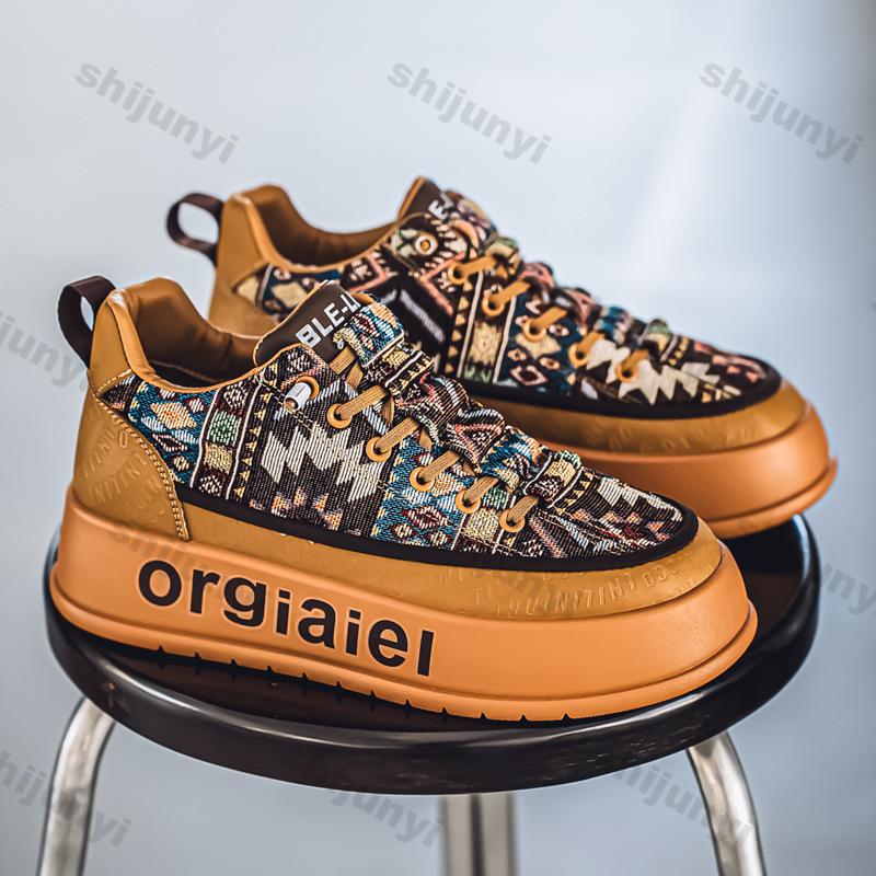 Fashion Men Shoes 2025 Spring Autumn New Fashion Comfortable Height Increase Casual Shoes Vintage Breathable Non Slip Platform Sneakers