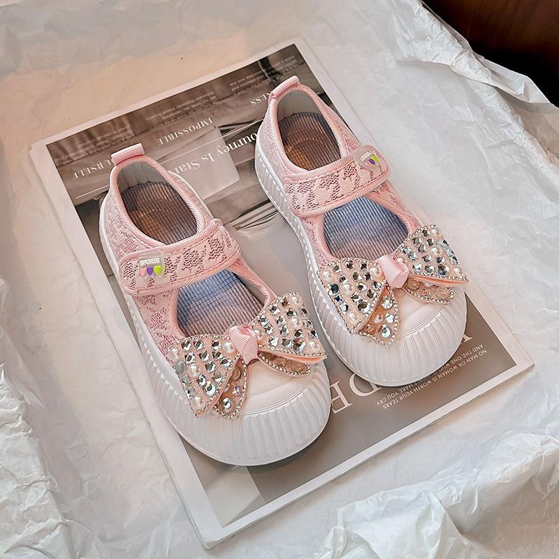 

Girls hollowed-out fabric shoes2026Spring and summer rhinestone pearl bow cute single shoes for children, college style casual shoes 31-36Code one hand6Double