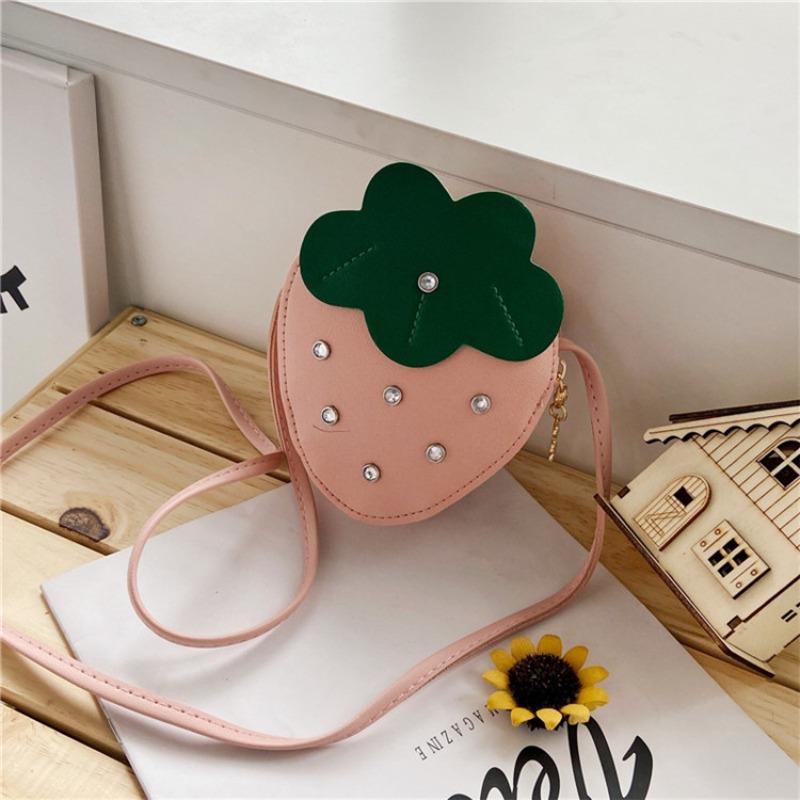 Girls bag, new cute strawberry bag, children's messenger bag, boys and girls change bag, decorative small bag.