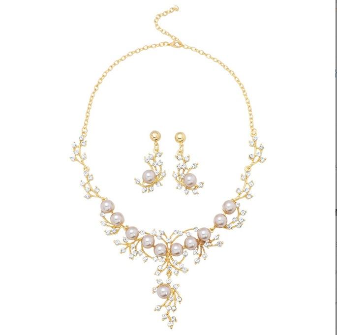 Pearl Necklace Alloy Set Women'S Light Luxury Niche Bridal Dress Accessories Collarbone Chain