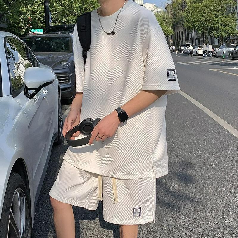 Short-sleeved Suit Men's Sports and Leisure Set of Tops, Pants, Loose T-shirts, Trendy Shorts, Men