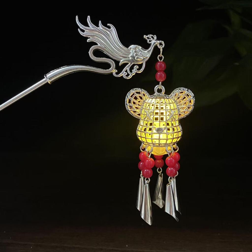 Ancient Style Luminous Hairpin: High-End Alloy Lantern Design for Hanfu Skirts