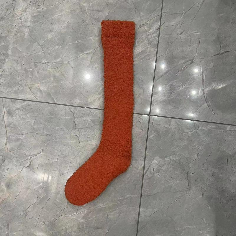 Female Autumn and Winter Add Velvet To Thicken Home Floor Sleep Month Son Keep Warm Not To Drop Hair Coral Velvet Calf Socks