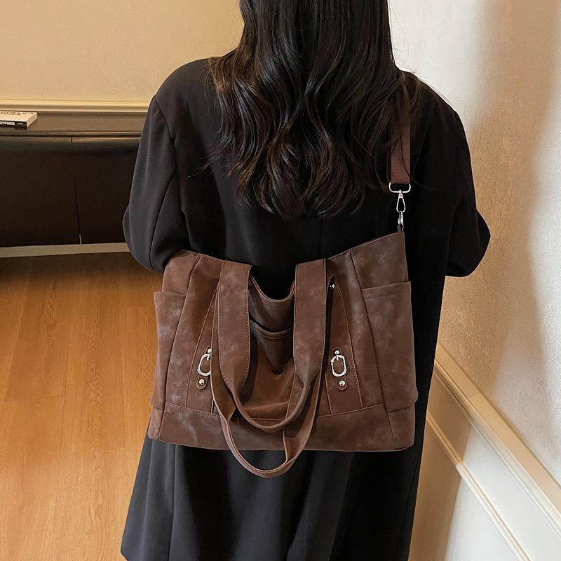 Premium textured bag women's large-capacity 2025 new autumn and winter versatile simple shoulder bag commuter tote bag