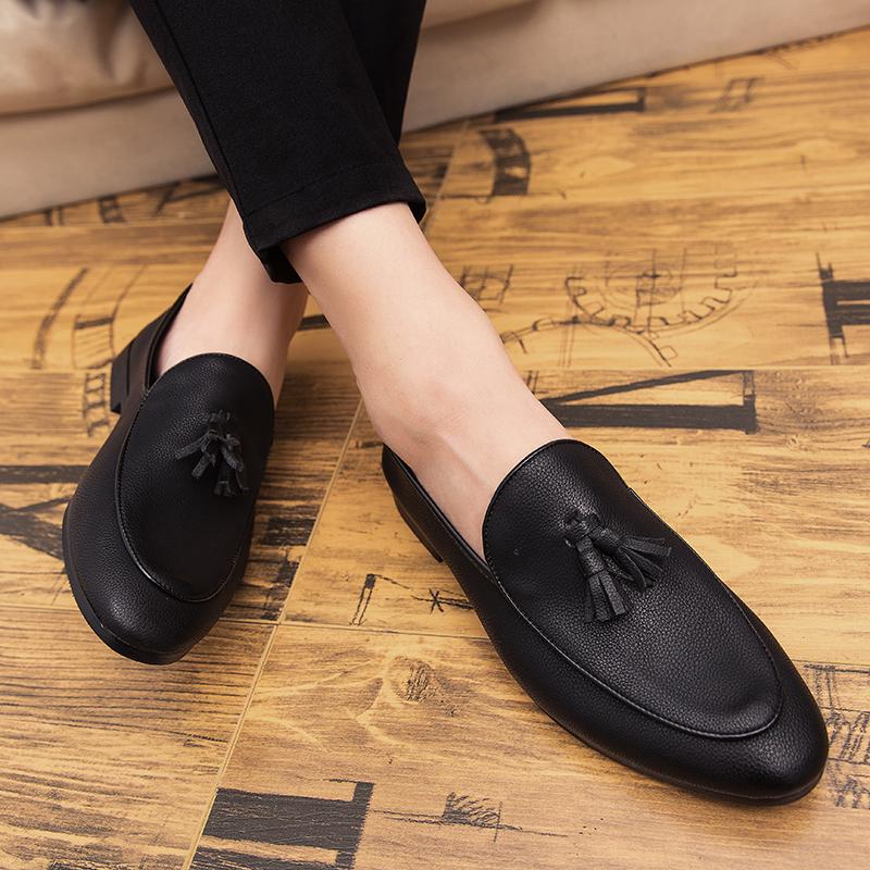 New Men Classic Loafers Men Casual Comfortable Fashionable Small Leather Shoes Italian Gentleman Social Shoes Men Sizes 37-44