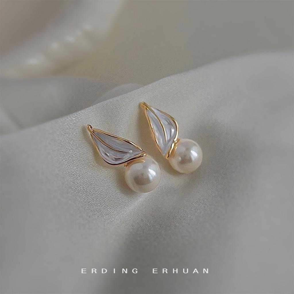 Mori small fresh explosion glass pearl stud earrings elegant temperament leaf earrings sweet earrings jewelry