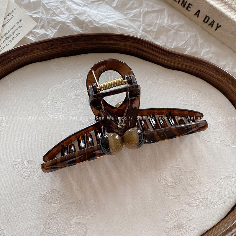 Retro Temperament Round Bead Grab Clip Female Maillard Wind Disc Hair Volume Large Back Head Shark Clip Large Hair Accessories