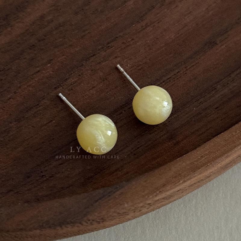 Cold Feeling Natural Stone Round Bead Earrings Milk Yellow Beige White Simple Gentle Niche High Sense Daily Versatile Earrings
