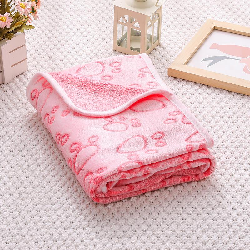 Ultra Soft Fluffy High Quality Pet Blanket Cute Cartoon Pattern Pet Mat Warm and Comfortable Blanket for Cat Dogs Cat Bath Towel