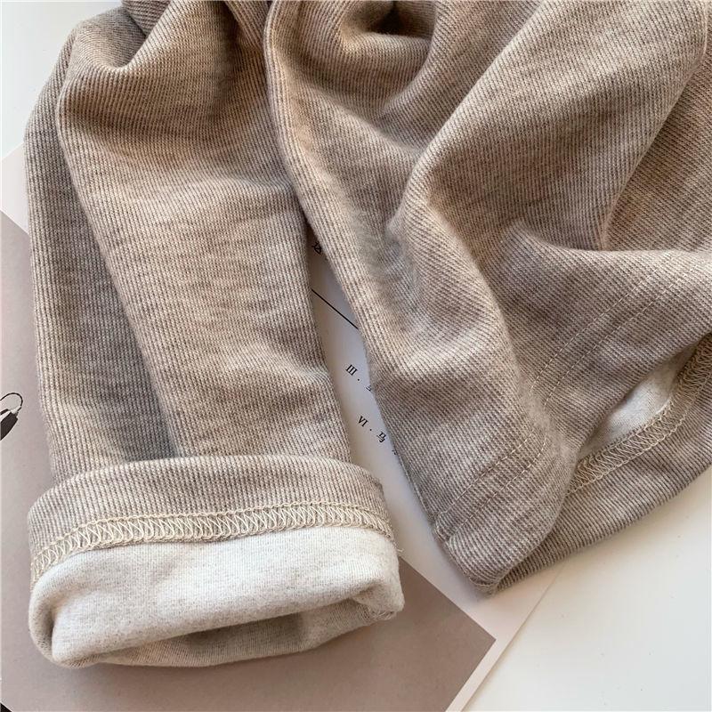 Women's Fleece-Lined Slim-Fit Long Sleeve Base Layer Top - Warm, Half-High Neck, Solid Color, Versatile, Autumn/Winter Style.