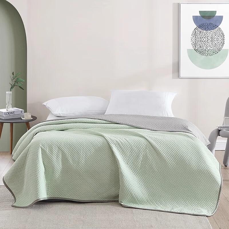 

Beyond Kids Waffle Air Conditioning Quilt