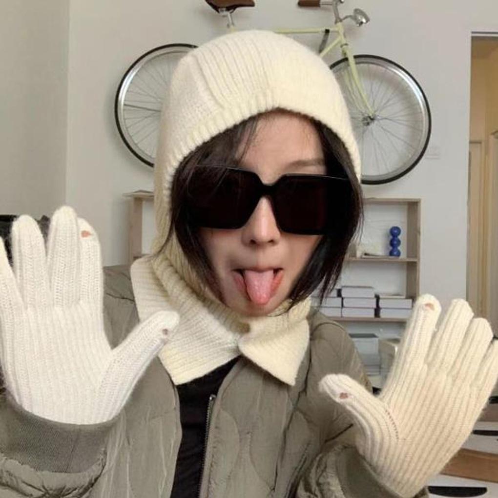 Women s Winter Hooded Hat, Cold-Weather Camping Fur Hat, SLT-DS45