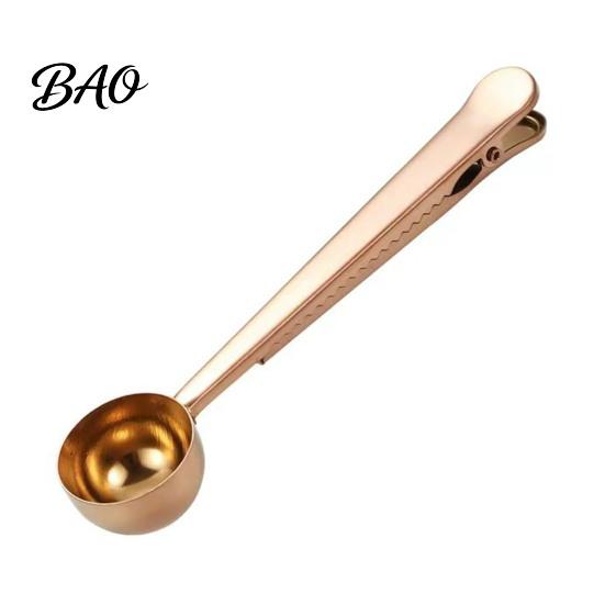Dual-purpose Spoon And Bag Clip 2 in 1 Clip, Stainless Steel Measuring Seamless Scoop Clamp Scoop, Multifunctional Powder Sealer for Milk Coffee,
