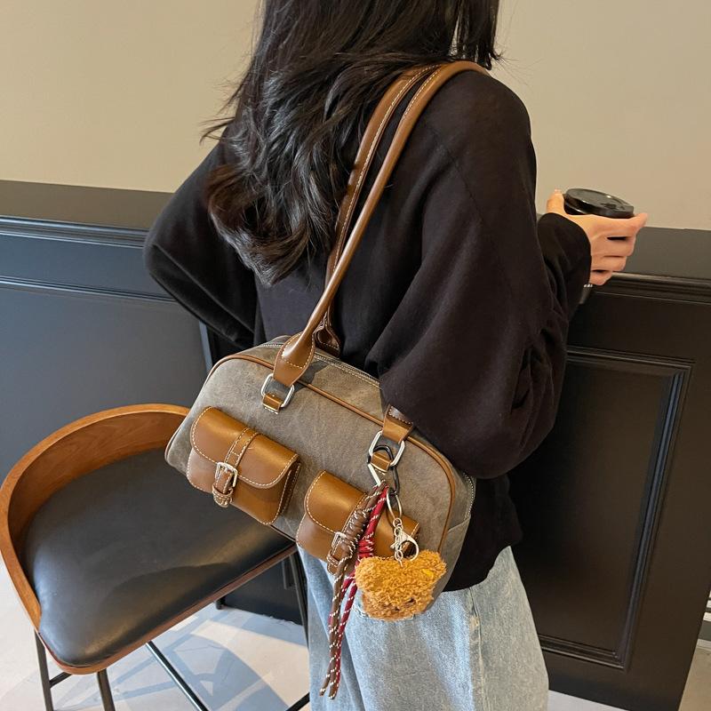 Autumn and winter new retro pillow bag underarm bag Maillard shoulder large capacity tote bag