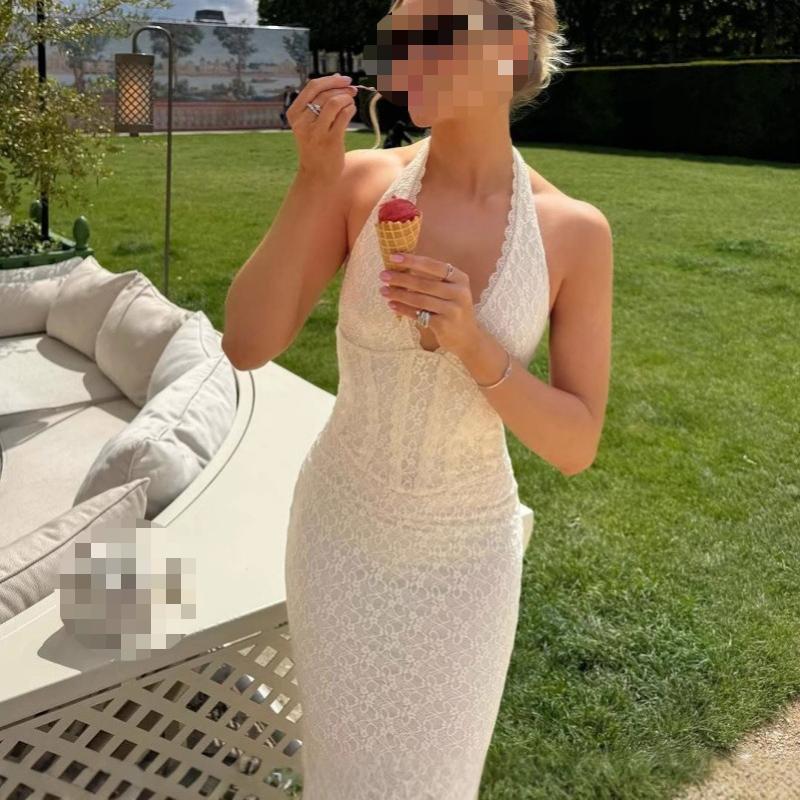 European and American Summer Backless Hanging Neck Seaside Vacation Style V-neck Solid Color Fashionable Dress