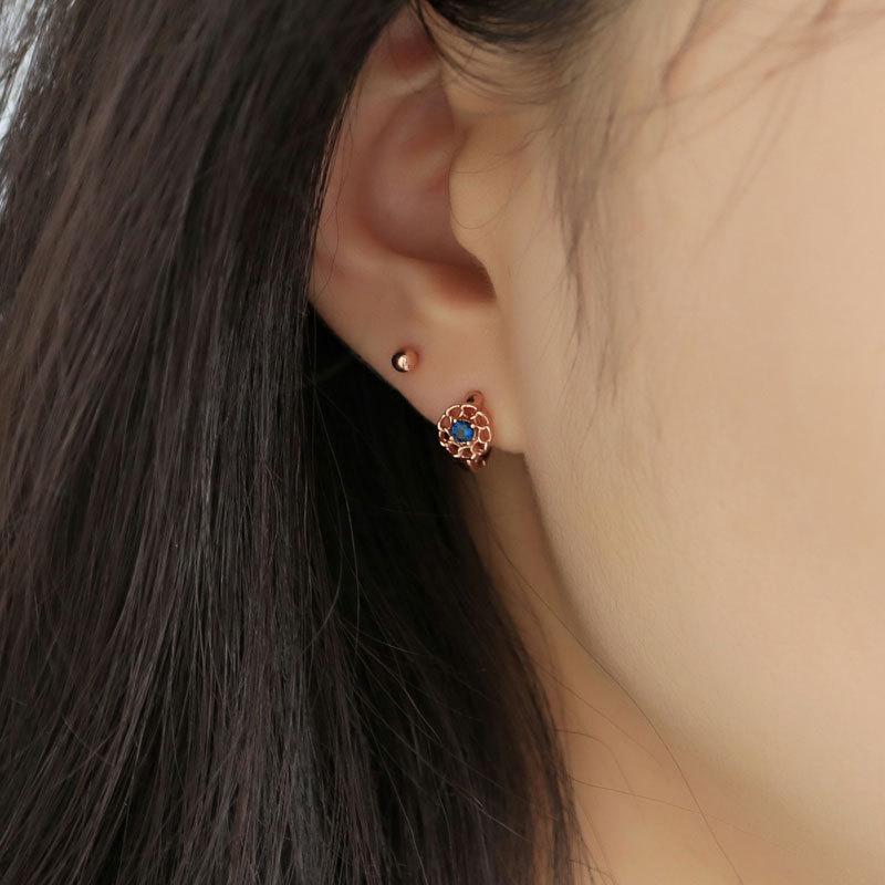 Rose Gold Earrings Simple and Compact Hollow Chain Flowers Royal Blue Gentle Wind Earrings