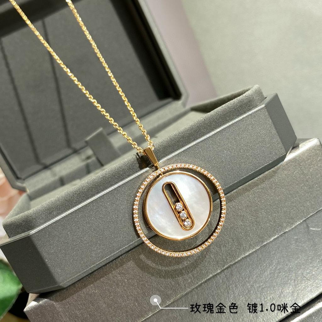 2023 Hot Brand Vintage Necklaces Luxury Jewelry for Women Designer Pendant Fashion 925 Silver Chain Round Shell Lady Necklace