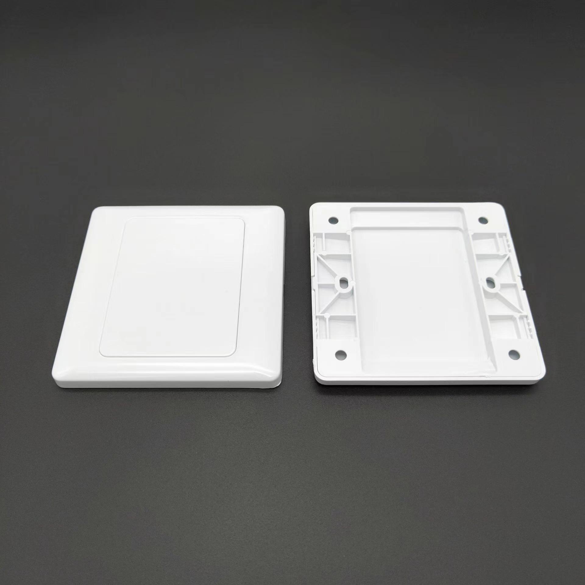 

Прихована одинарна/подвійна панель розетки вимикача типу 86 з електричним вимикачем посередині та п ятиконтактною розеткою