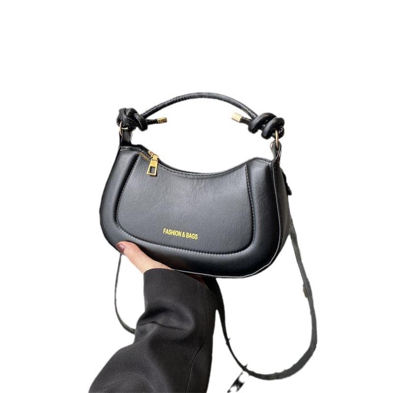 Korean niche saddle bag women's 2025 new trendy high-quality texture shoulder crossbody versatile portable underarm bag